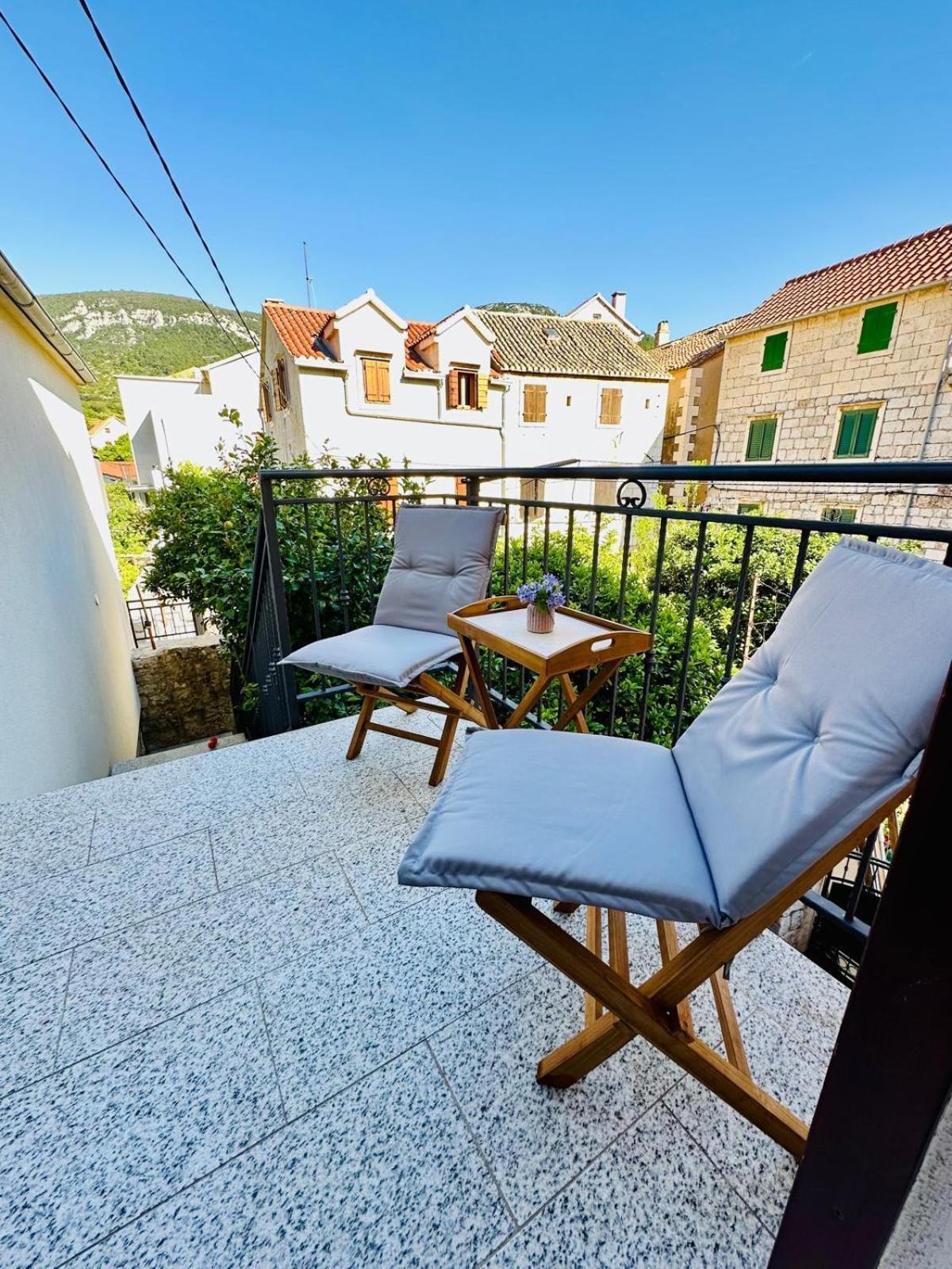Riva Suite 2 Komiža Exterior foto
